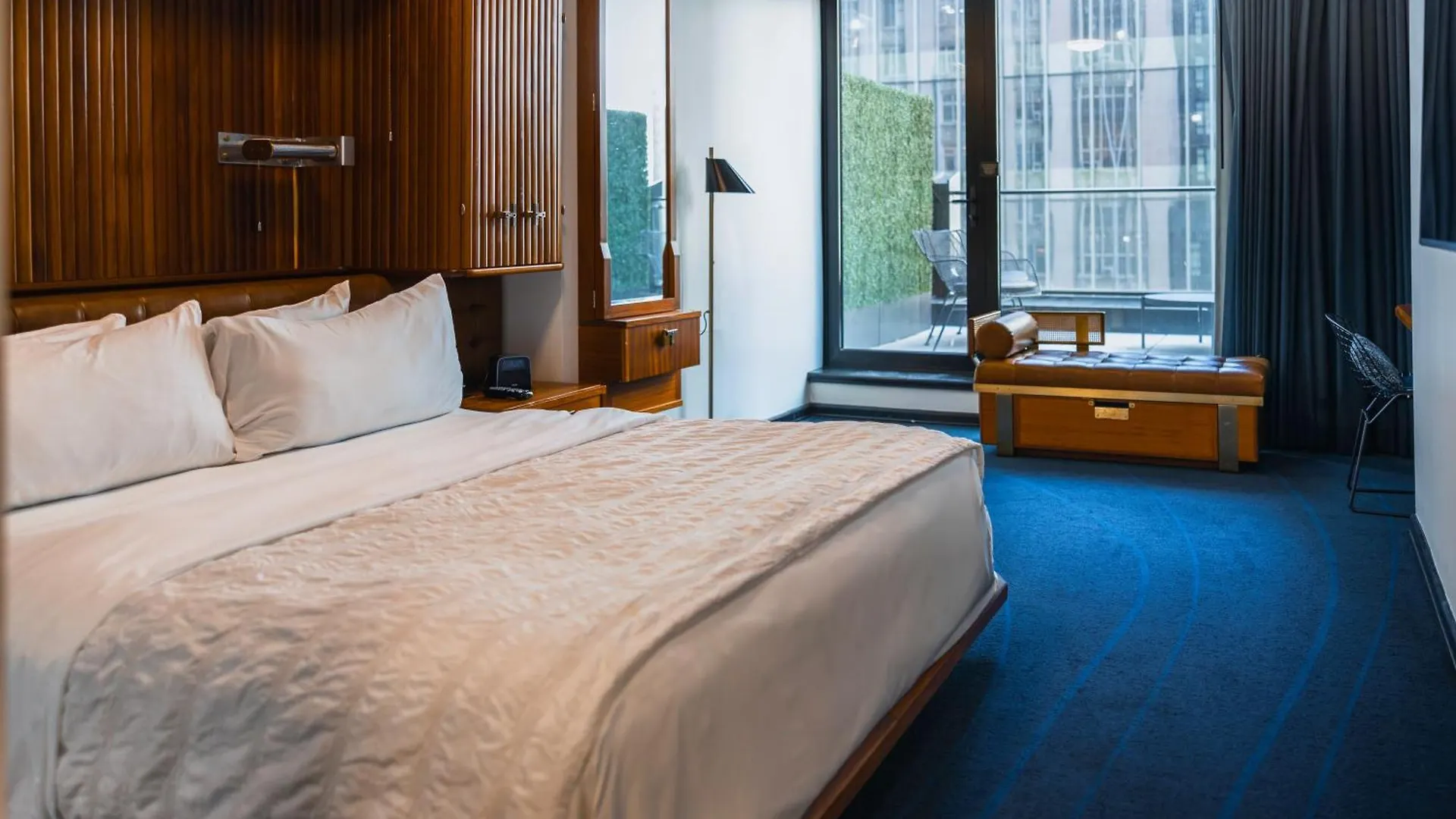 Le Meridien New York, Central Park Hotel